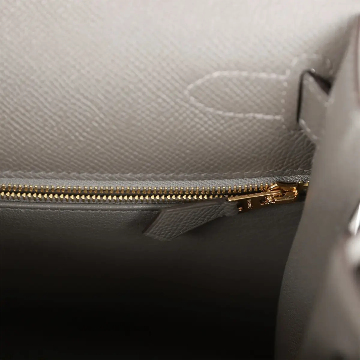 HERMÈS Hermes Kelly Sellier 28 Gris Meyer Epsom Gold Hardware | Thumbnail 9 HERMÈS Hermes Kelly Sellier 28 Gris Meyer Epsom Gold Hardware | Thumbnail 9