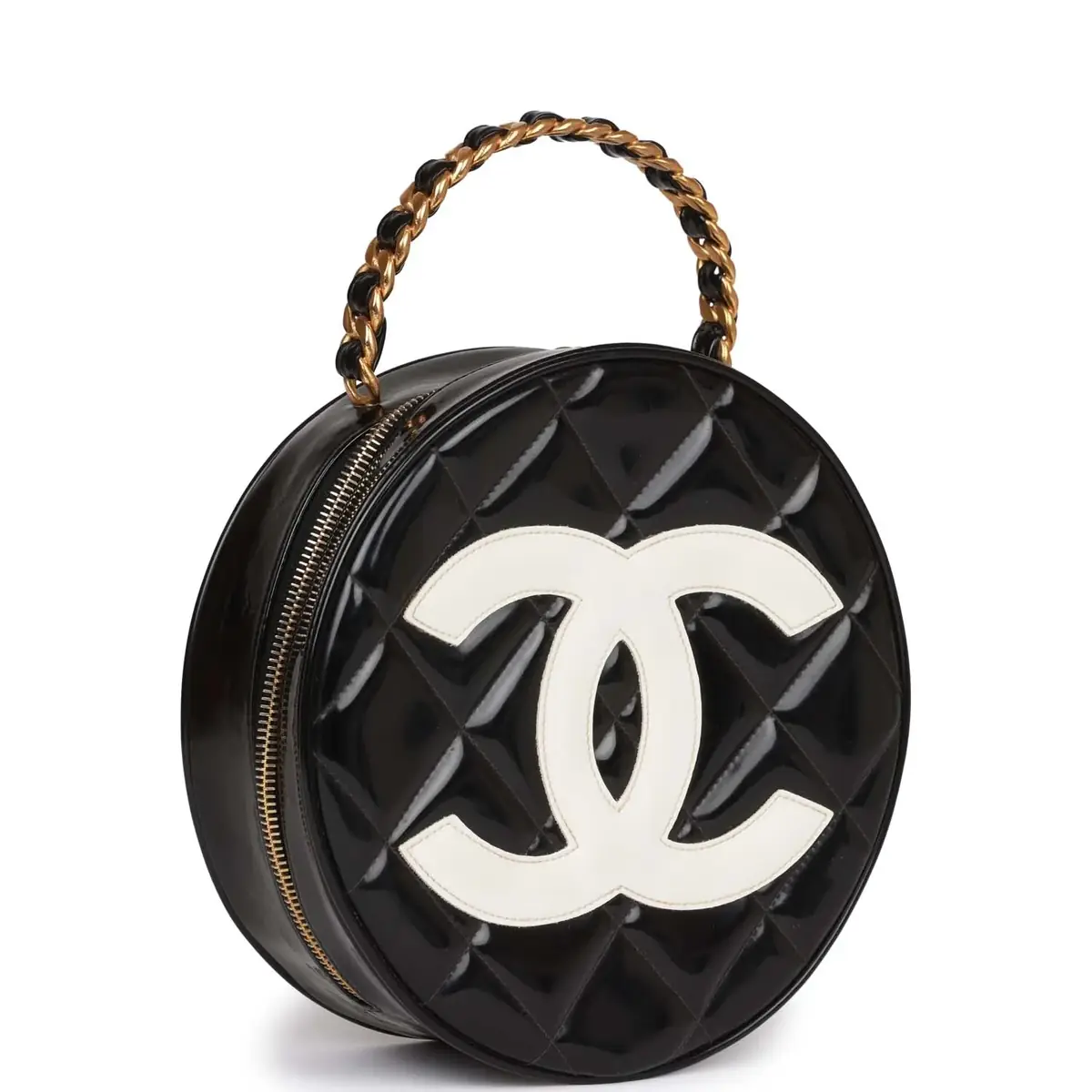 Chanel Vintage Chanel Round Vanity Bag Black and White Patent Leather Antique Gold Hardware | Thumbnail 2 Chanel Vintage Chanel Round Vanity Bag Black and White Patent Leather Antique Gold Hardware | Thumbnail 2