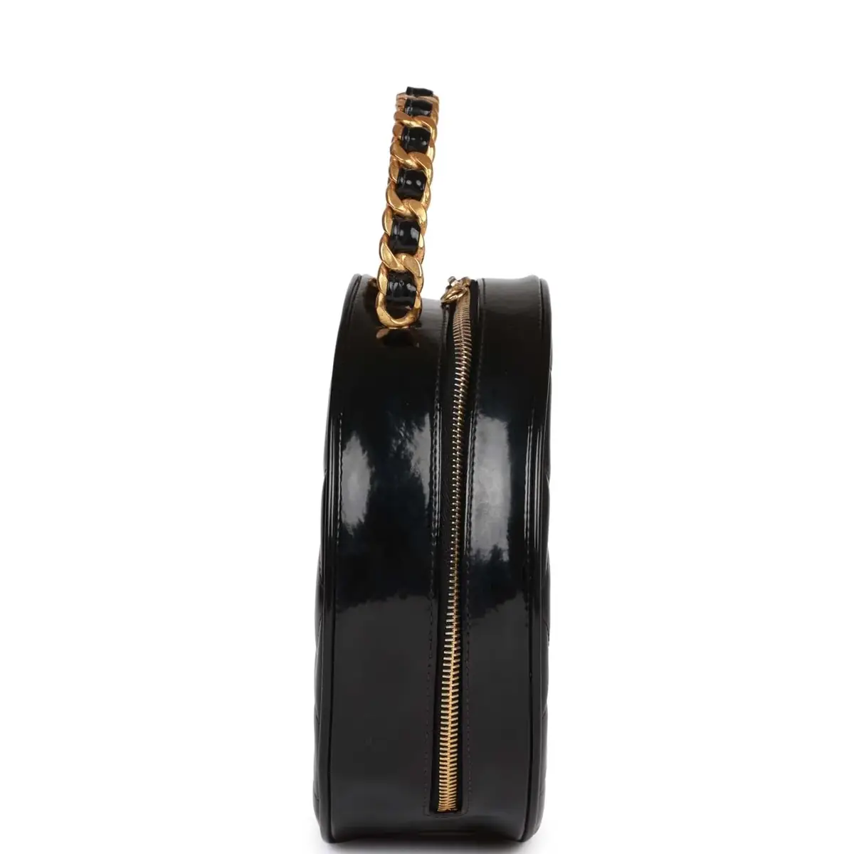 Chanel Vintage Chanel Round Vanity Bag Black and White Patent Leather Antique Gold Hardware | Thumbnail 3 Chanel Vintage Chanel Round Vanity Bag Black and White Patent Leather Antique Gold Hardware | Thumbnail 3