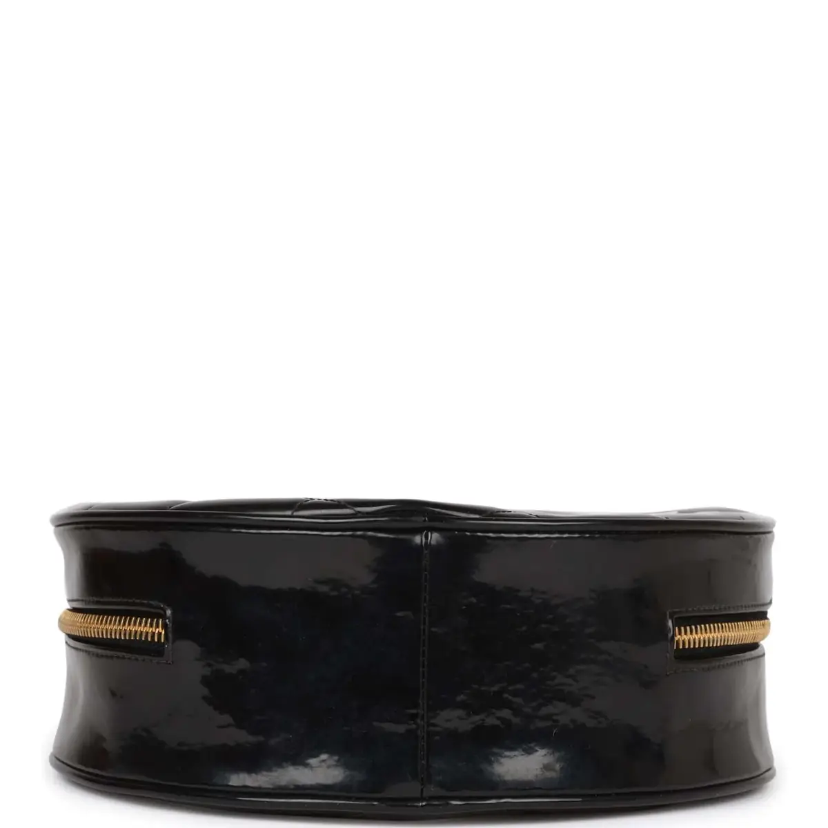 Chanel Vintage Chanel Round Vanity Bag Black and White Patent Leather Antique Gold Hardware | Thumbnail 7 Chanel Vintage Chanel Round Vanity Bag Black and White Patent Leather Antique Gold Hardware | Thumbnail 7