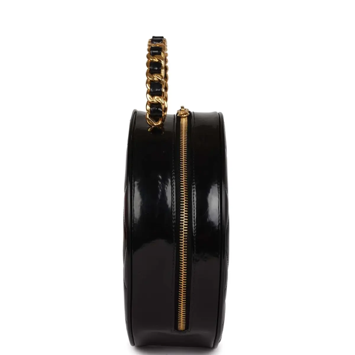 Chanel Vintage Chanel Round Vanity Bag Black and White Patent Leather Antique Gold Hardware | Thumbnail 3 Chanel Vintage Chanel Round Vanity Bag Black and White Patent Leather Antique Gold Hardware | Thumbnail 3