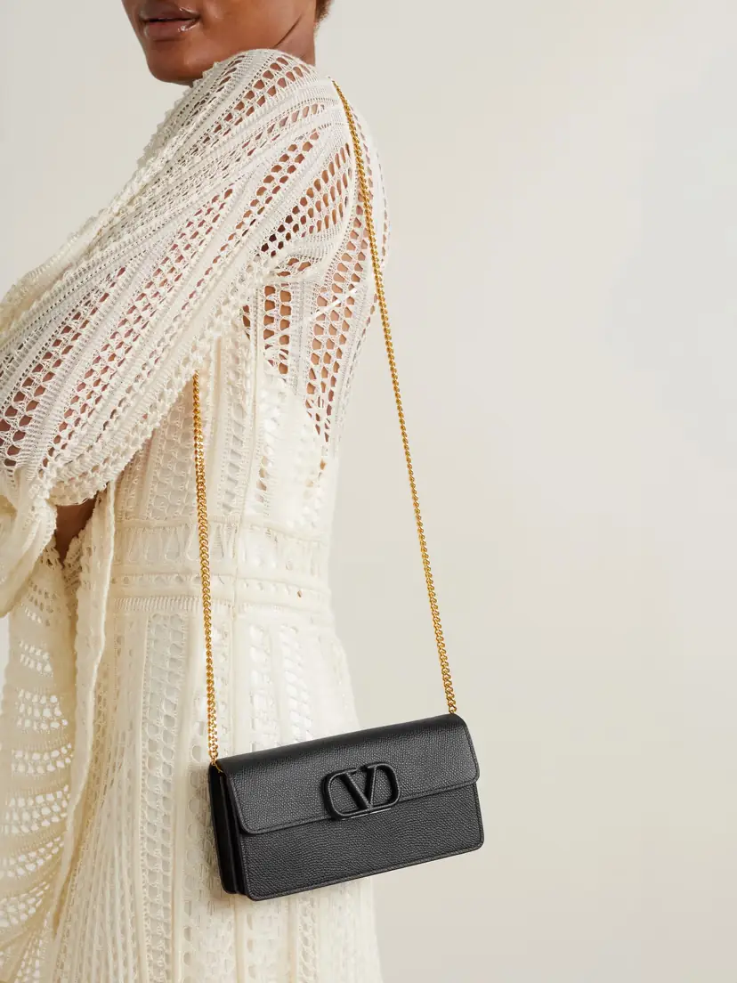 Valentino Garavani Vlogo Textured-leather Wallet | Thumbnail 2