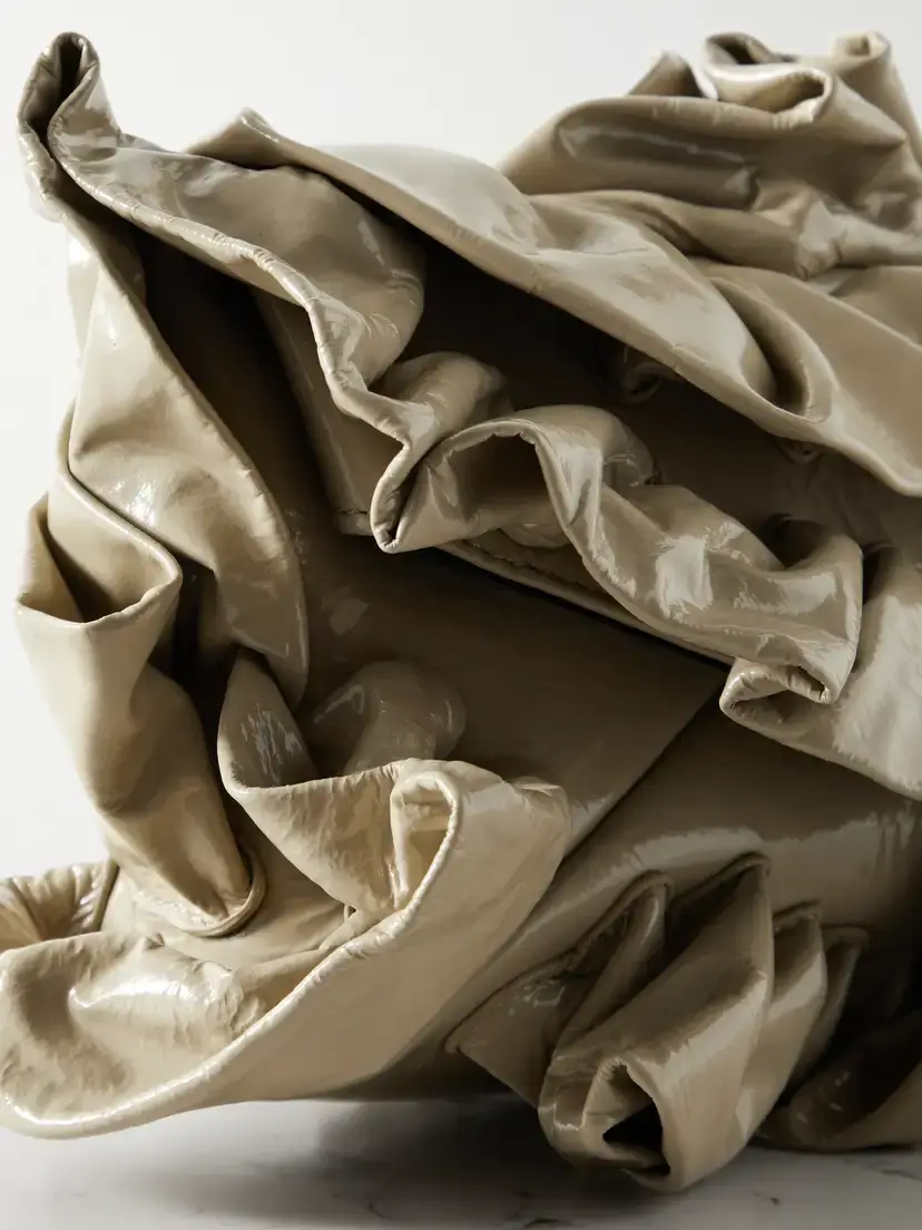 Dries Van Noten Scrunchie Ruffled Glossed-leather Clutch | Thumbnail 4 Dries Van Noten Scrunchie Ruffled Glossed-leather Clutch | Thumbnail 4