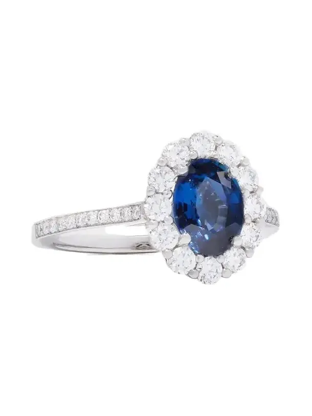 1735 Platinum, Sapphire And Diamond Ring - Silver