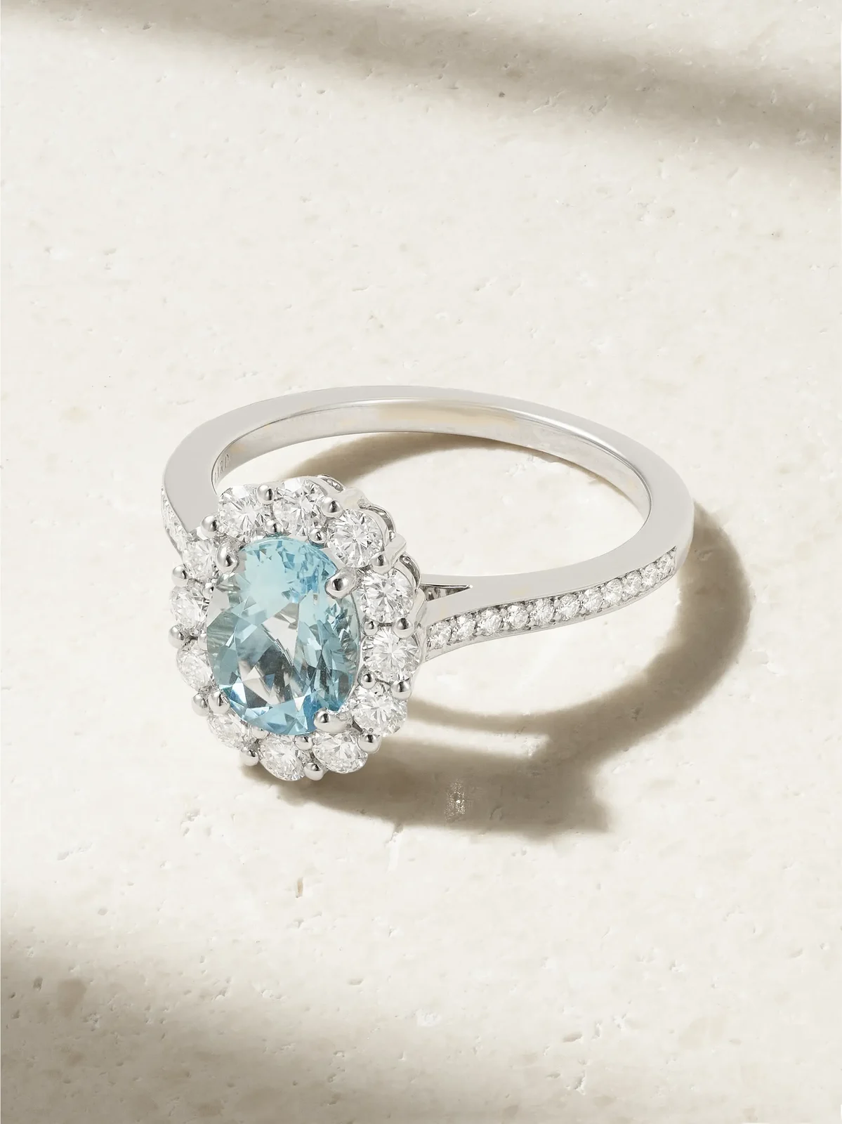 1735 Platinum, Aquamarine And Diamond Ring - Gold