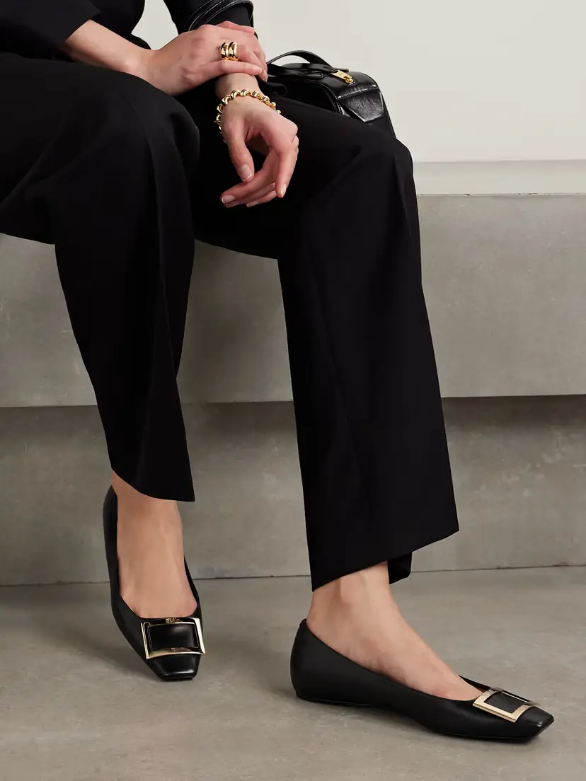 Roger Vivier Trompette Bellerine Glossed-leather Ballet Flats | Thumbnail 2