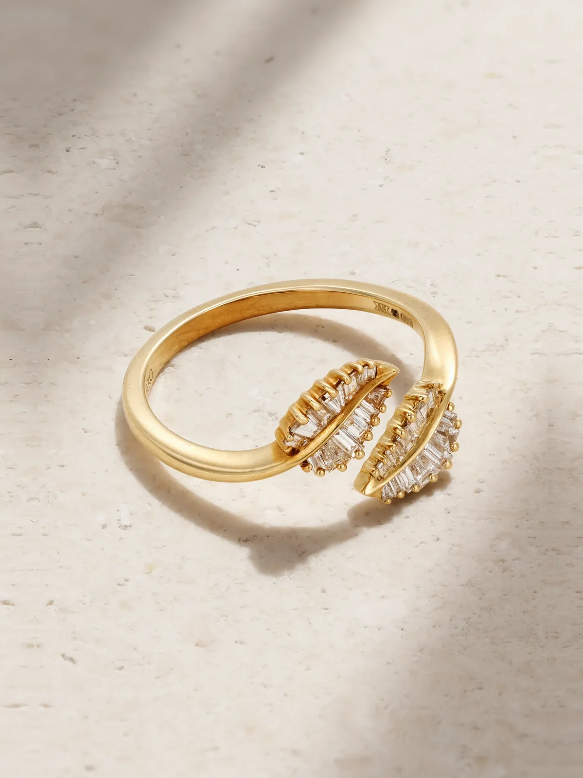 Small Palm Leaf 18-karat Gold Diamond Ring