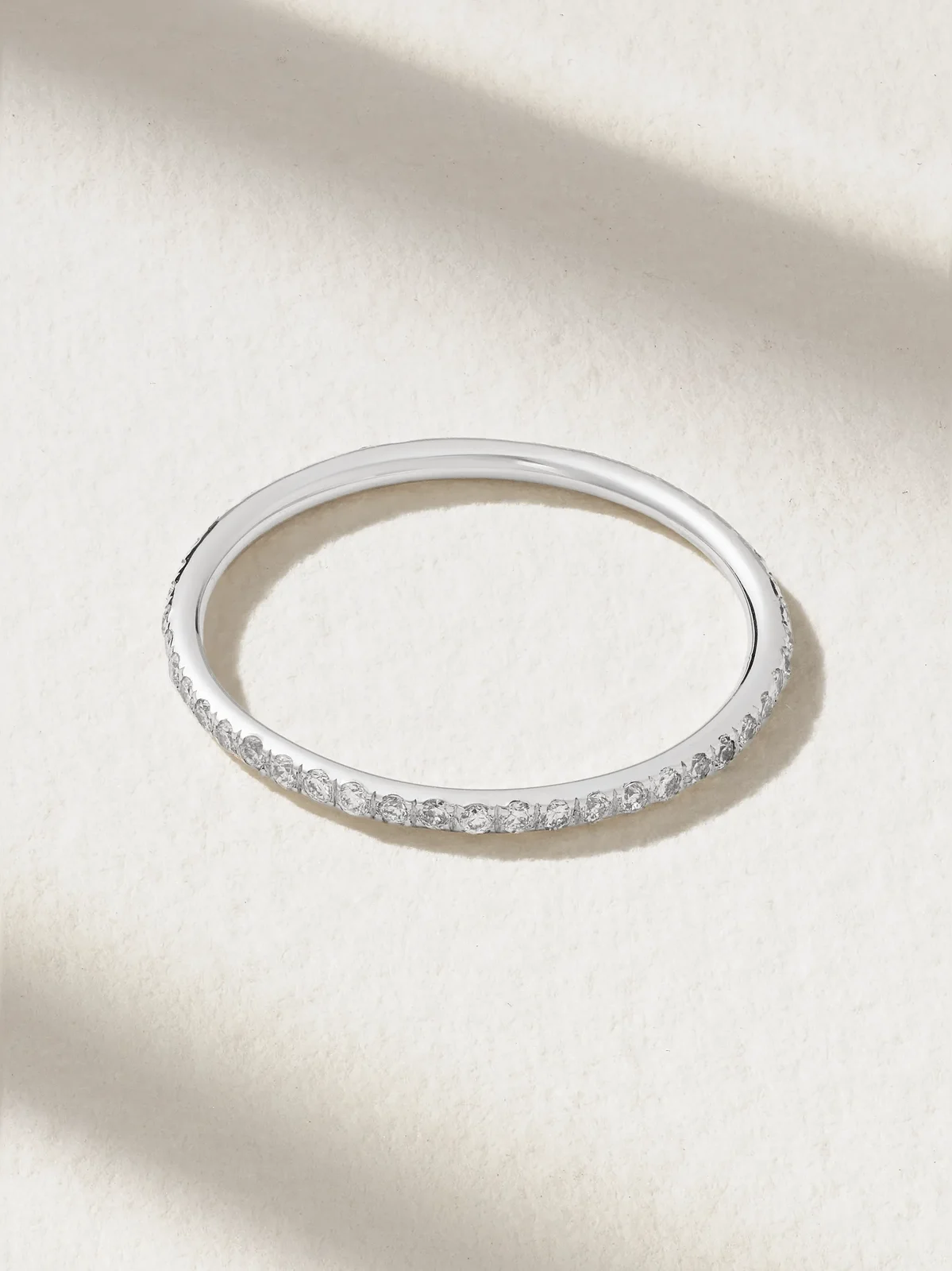 Thread 18-karat White Gold Diamond Ring Thread 18-karat White Gold Diamond Ring