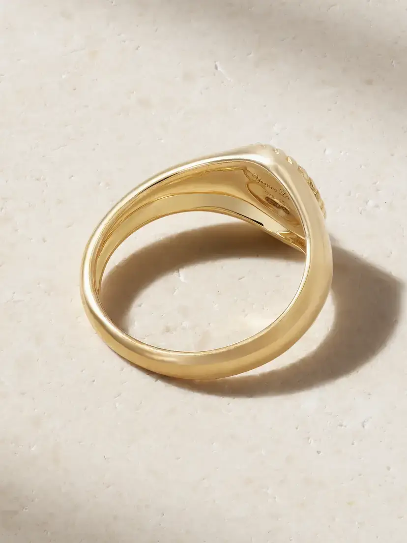 Yvonne Léon 9-karat Gold, Mother-of-pearl And Diamond Signet Ring | Thumbnail 3 Yvonne Léon 9-karat Gold, Mother-of-pearl And Diamond Signet Ring | Thumbnail 3