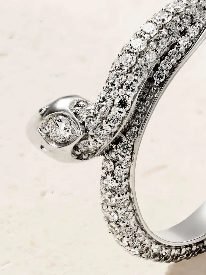 Foundrae Wholeness 18-karat White Gold Diamond Ring | Thumbnail 4 Foundrae Wholeness 18-karat White Gold Diamond Ring | Thumbnail 4
