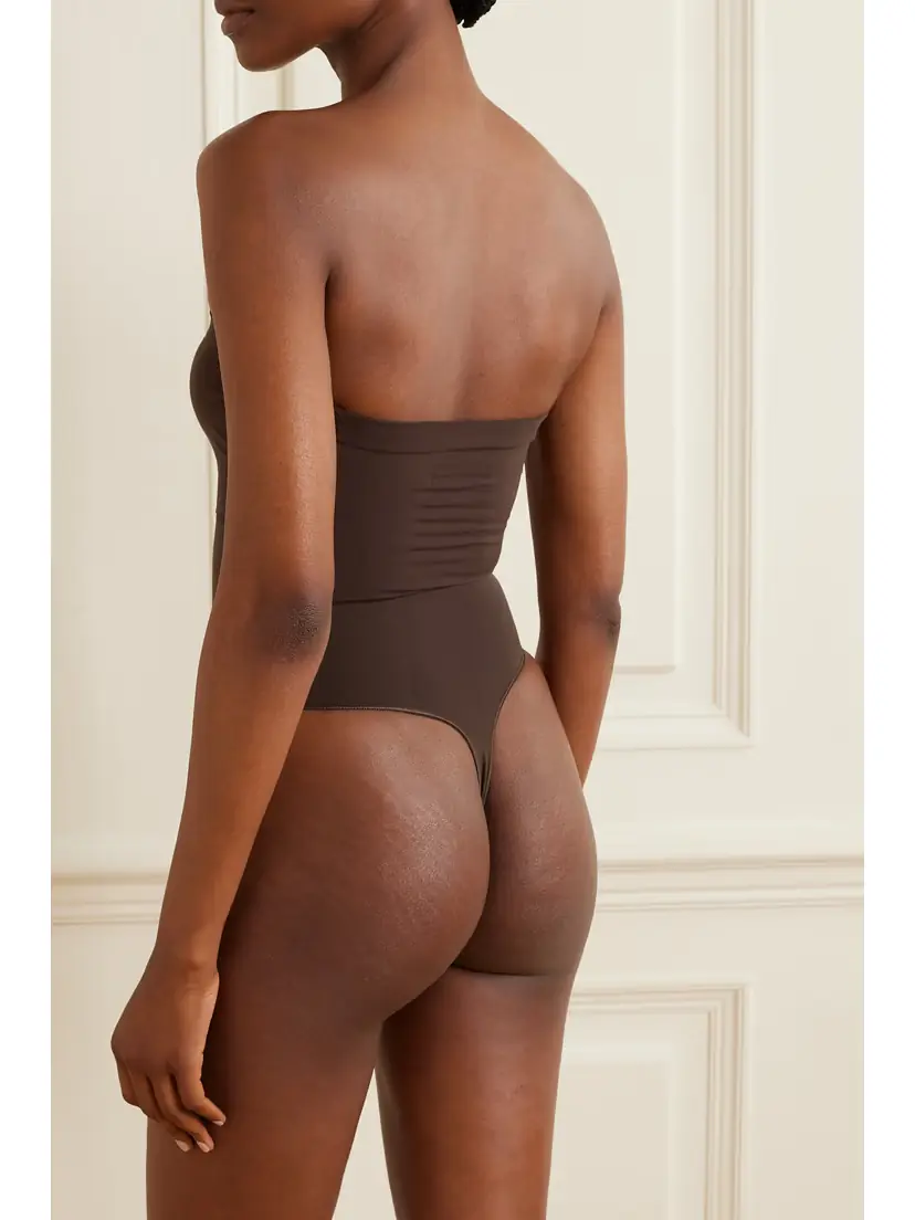 Skims Seamless Sculpt Strapless Thong Bodysuit - Cocoa | Thumbnail 3