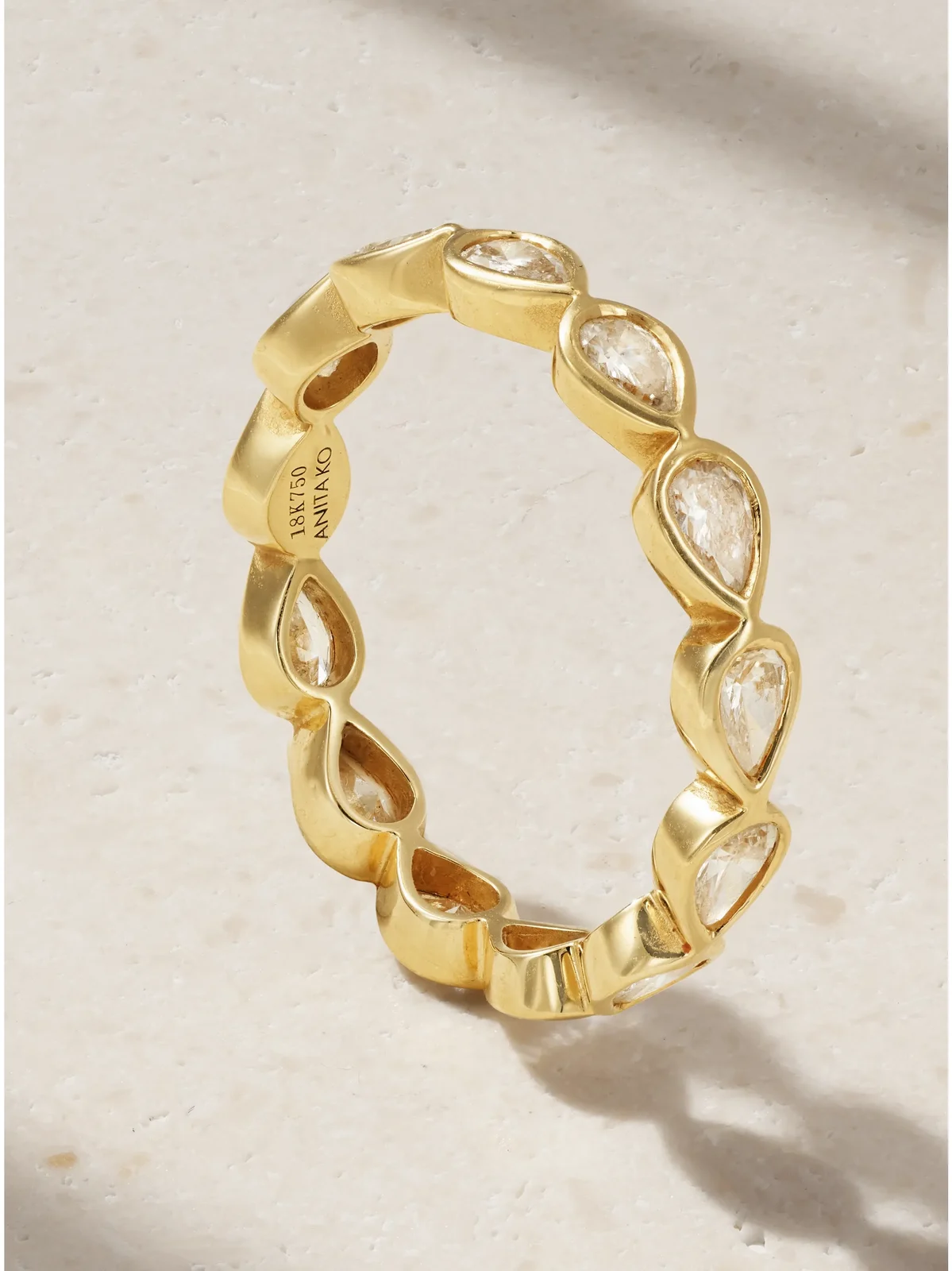 18-karat Gold Diamond Ring 18-karat Gold Diamond Ring