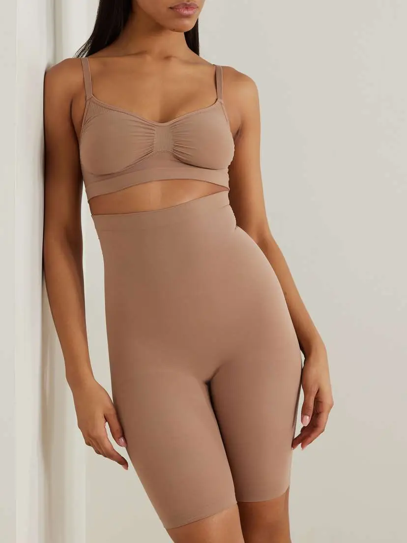 Skims Seamless High-waisted Above The Knee Short - Sienna | Thumbnail 2 Skims Seamless High-waisted Above The Knee Short - Sienna | Thumbnail 2