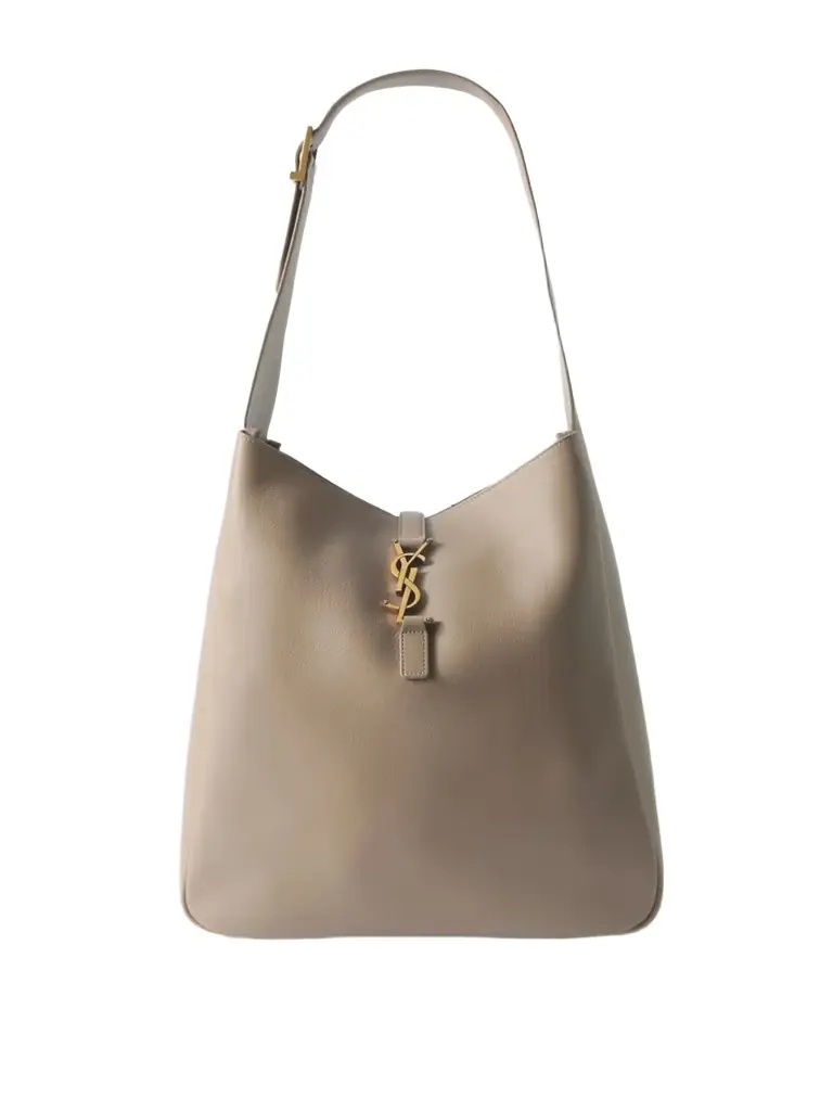 Le 5 À 7 Supple Large Leather Shoulder Bag