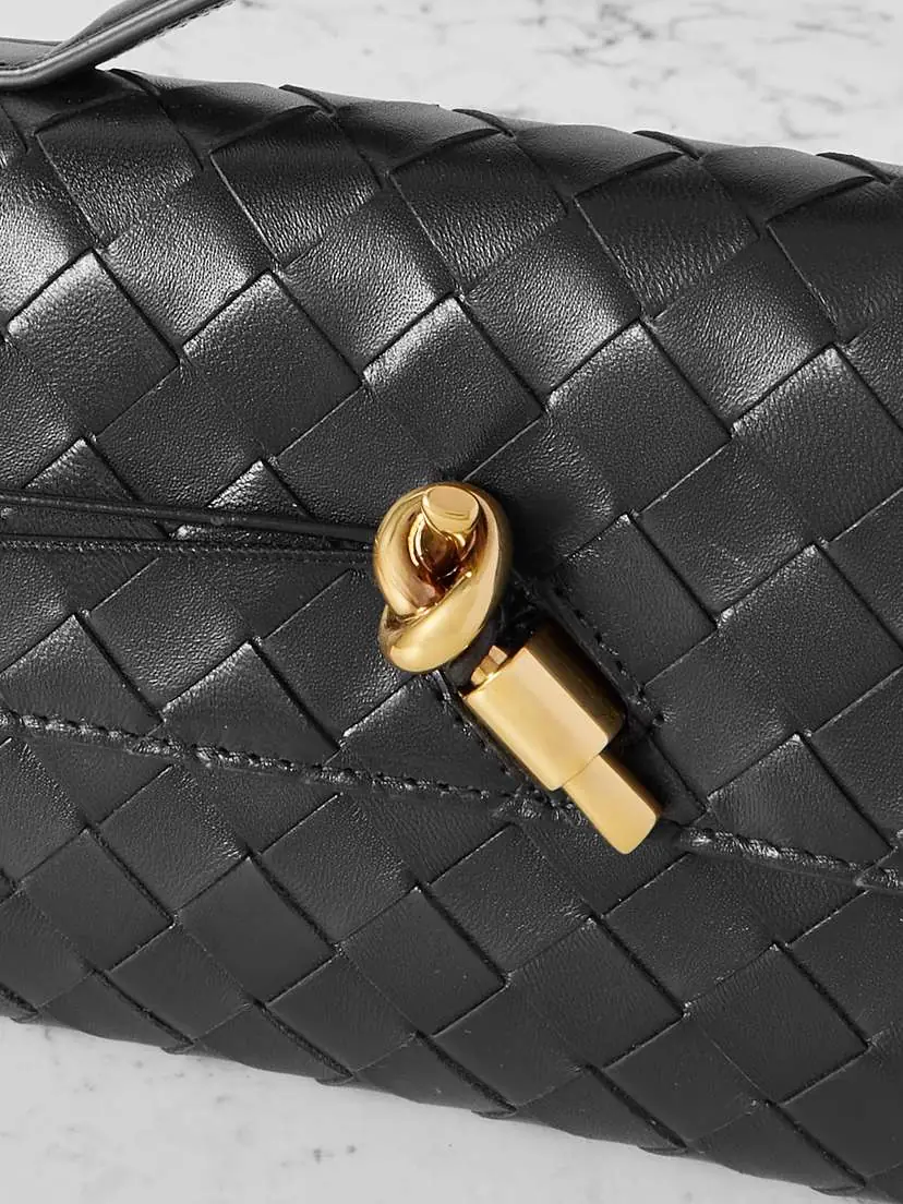 Bottega Veneta Andiamo Long Intrecciato Leather Clutch | Thumbnail 4 Bottega Veneta Andiamo Long Intrecciato Leather Clutch | Thumbnail 4