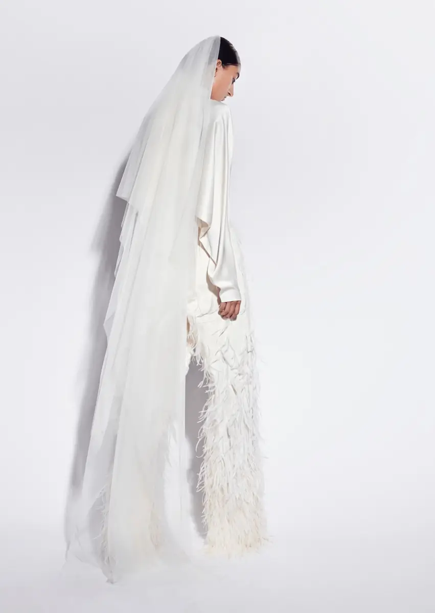 Lapointe Tulle Veil | Thumbnail 3