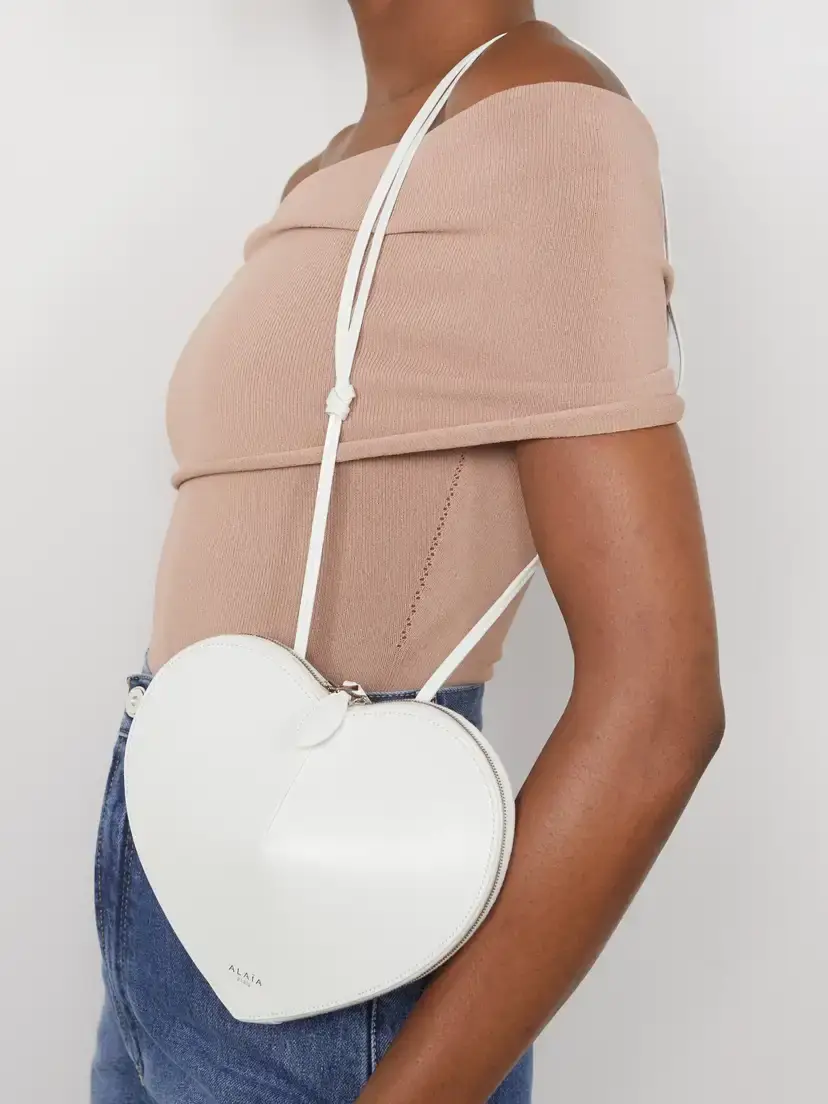 Alaïa Le Coeur Leather Shoulder Bag | Thumbnail 2 Alaïa Le Coeur Leather Shoulder Bag | Thumbnail 2