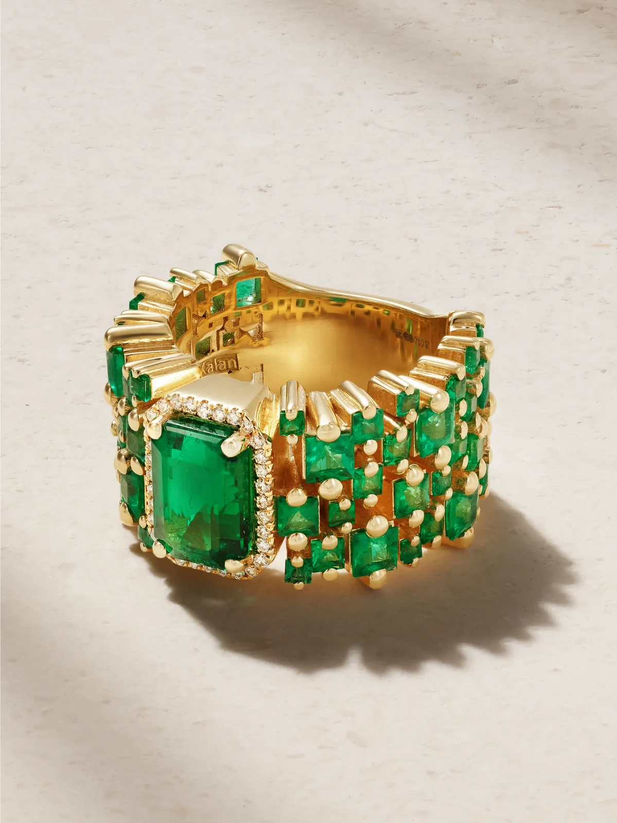 18-karat Gold, Emerald And Diamond Ring 18-karat Gold, Emerald And Diamond Ring