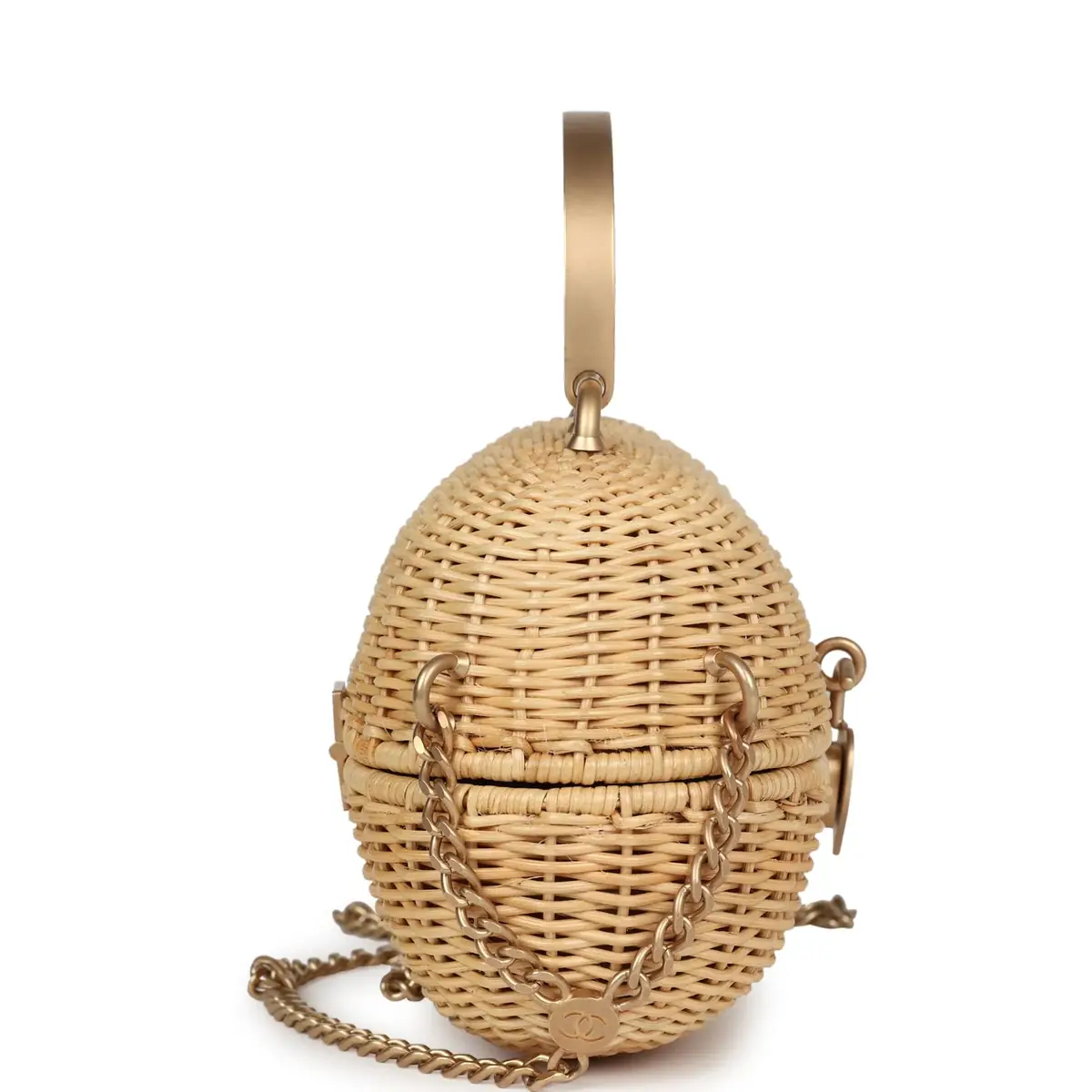 Chanel Vintage Chanel Small Heart Lock Basket Bag Natural Wicker Brushed Gold Hardware | Thumbnail 3 Chanel Vintage Chanel Small Heart Lock Basket Bag Natural Wicker Brushed Gold Hardware | Thumbnail 3