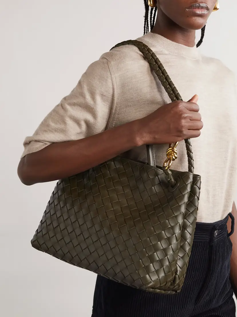 Bottega Veneta Andiamo Medium Intrecciato Leather Tote | Thumbnail 6 Bottega Veneta Andiamo Medium Intrecciato Leather Tote | Thumbnail 6