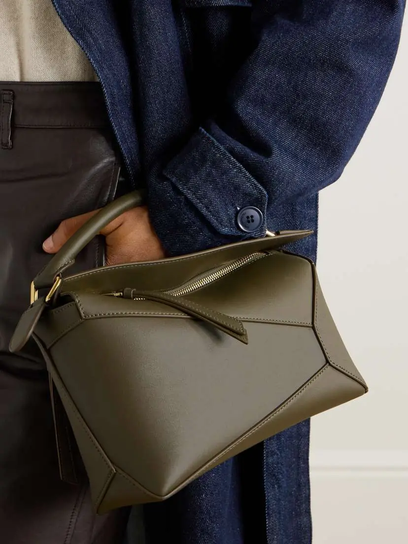 Loewe Puzzle Edge Small Textured-leather Shoulder Bag | Thumbnail 2