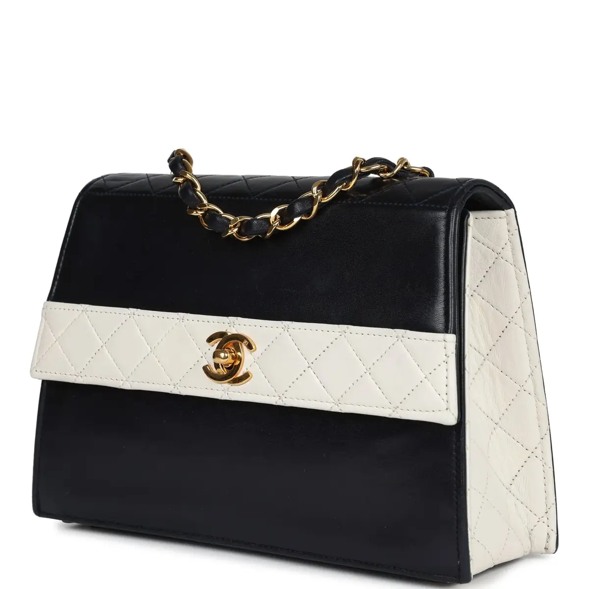 Chanel Vintage Chanel Trapezoid Flap Bag Navy and White Lambskin Gold Hardware | Thumbnail 5 Chanel Vintage Chanel Trapezoid Flap Bag Navy and White Lambskin Gold Hardware | Thumbnail 5