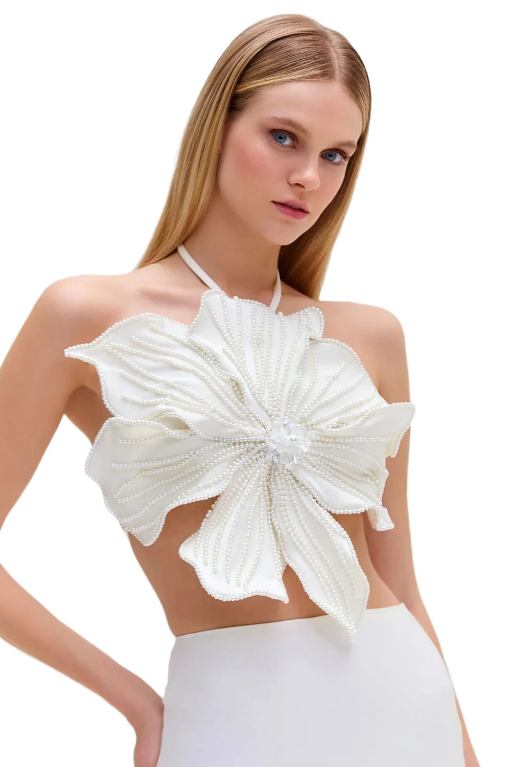 HAND-BEADED FLOWER TOP HAND-BEADED FLOWER TOP