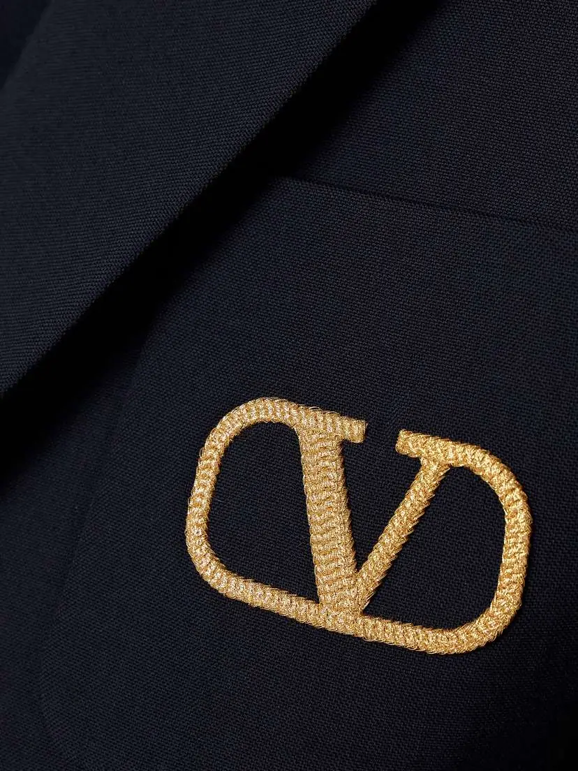 Valentino Garavani Double-breasted Embroidered Wool Blazer | Thumbnail 5 Valentino Garavani Double-breasted Embroidered Wool Blazer | Thumbnail 5