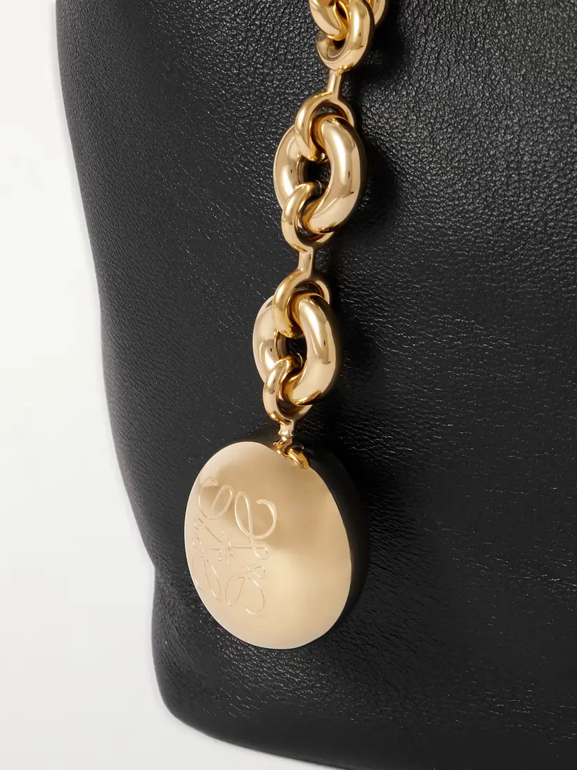 Loewe Squeeze Small Chain-embellished Gathered Leather Shoulder Bag | Thumbnail 4
