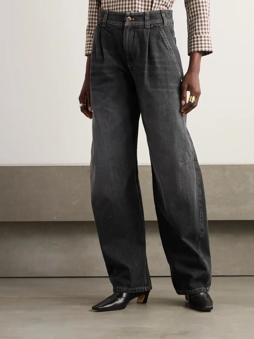 Brunello Cucinelli Pleated Boyfriend Jeans | Thumbnail 3 Brunello Cucinelli Pleated Boyfriend Jeans | Thumbnail 3