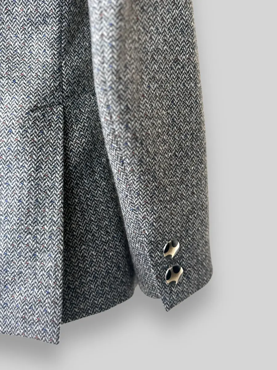 Jen Wonders Studio Brooch Blazer #22 Jen Wonders Collection | Thumbnail 20 Jen Wonders Studio Brooch Blazer #22 Jen Wonders Collection | Thumbnail 20