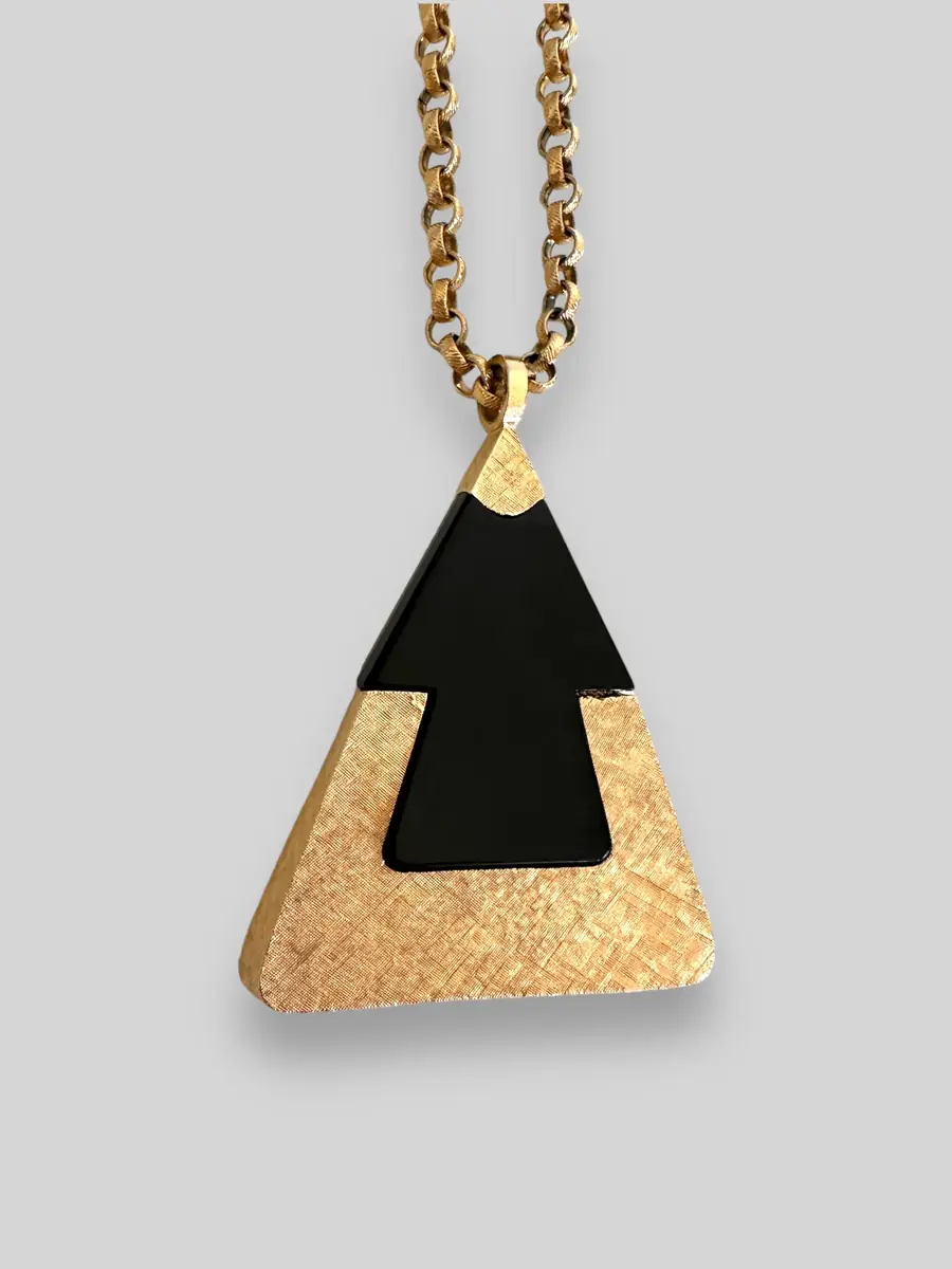 Jen Wonders Studio Triangle pendant | Thumbnail 5 Jen Wonders Studio Triangle pendant | Thumbnail 5