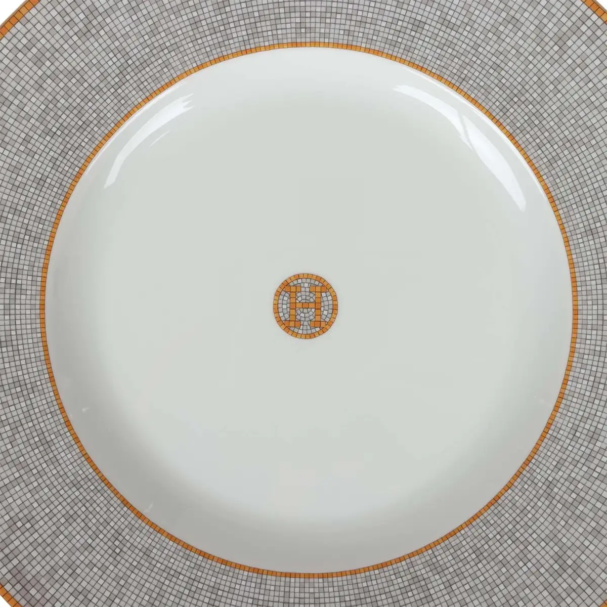 HERMÈS Hermes "Mosaique Au 24" Gold Porcelain Presentation Plate Set | Thumbnail 2 HERMÈS Hermes "Mosaique Au 24" Gold Porcelain Presentation Plate Set | Thumbnail 2