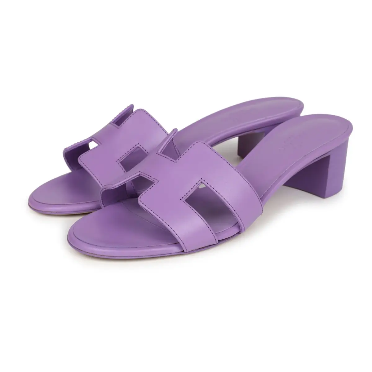 HERMÈS Hermes Oasis Sandals Violet Calfskin 36.5 EU | Image 1 HERMÈS Hermes Oasis Sandals Violet Calfskin 36.5 EU | Image 1