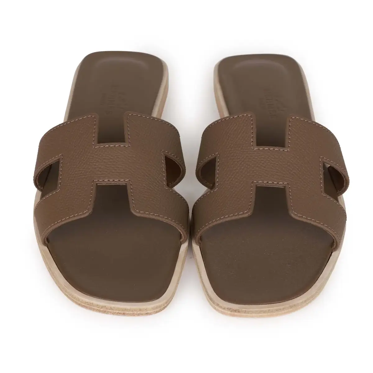HERMÈS Hermes Oran Sandals Etoupe Epsom | Thumbnail 2 HERMÈS Hermes Oran Sandals Etoupe Epsom | Thumbnail 2