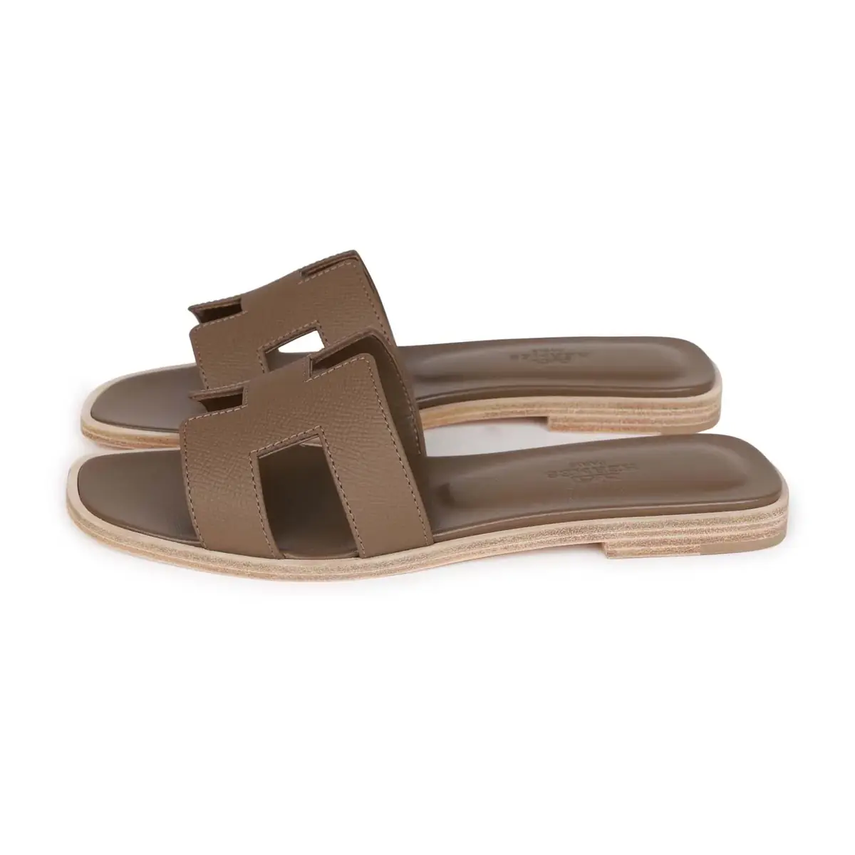 HERMÈS Hermes Oran Sandals Etoupe Epsom | Thumbnail 5 HERMÈS Hermes Oran Sandals Etoupe Epsom | Thumbnail 5
