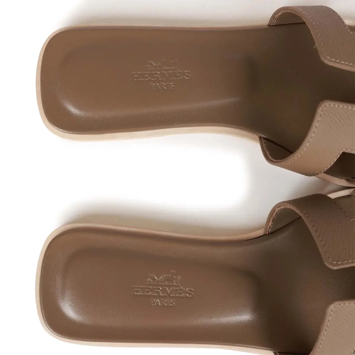 HERMÈS Hermes Oran Sandals Etoupe Epsom | Thumbnail 8 HERMÈS Hermes Oran Sandals Etoupe Epsom | Thumbnail 8