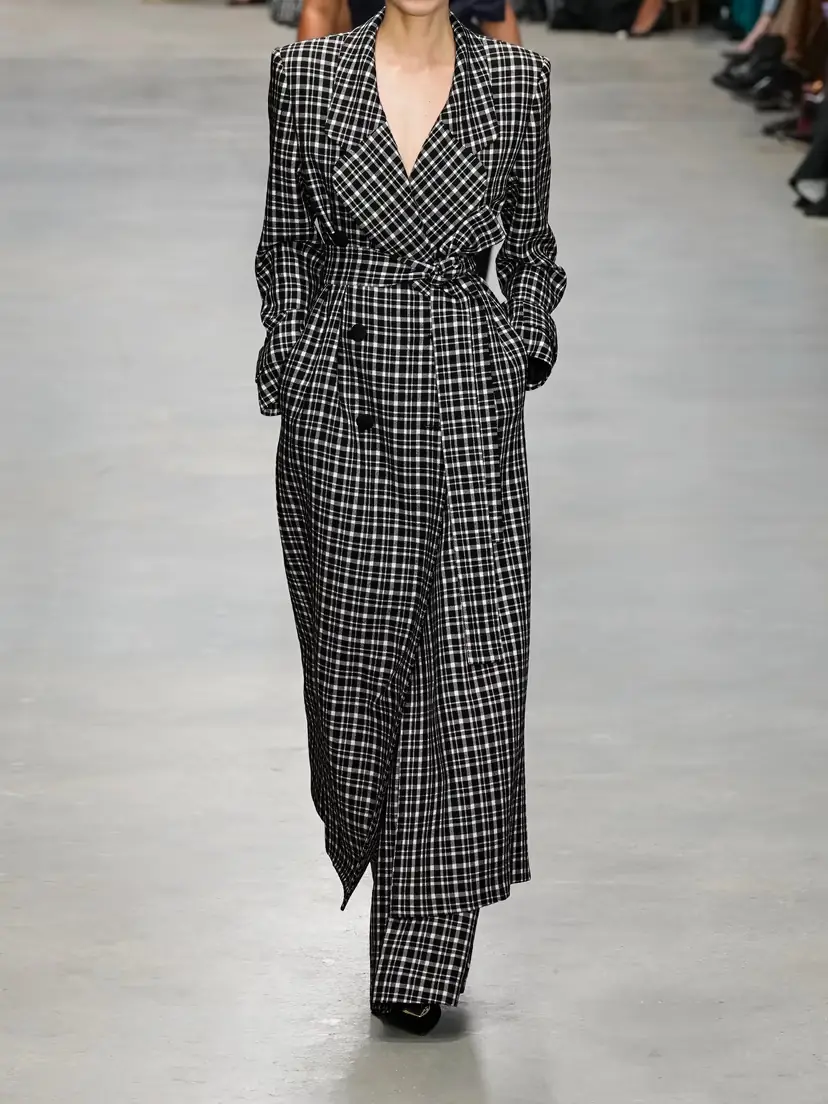 Carolina Herrera Belted Double-breasted Checked Woven Coat | Thumbnail 5 Carolina Herrera Belted Double-breasted Checked Woven Coat | Thumbnail 5