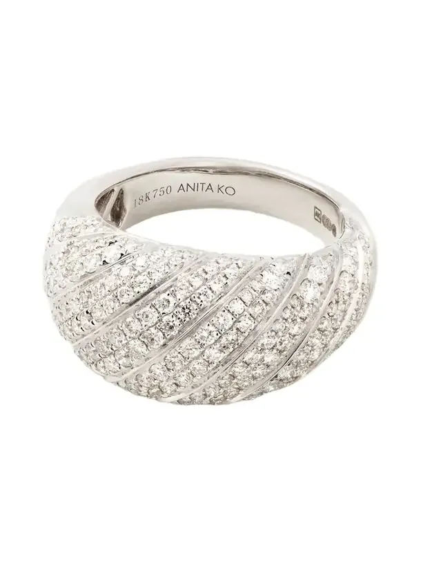 Domed 18-karat White Gold Diamond Ring Domed 18-karat White Gold Diamond Ring