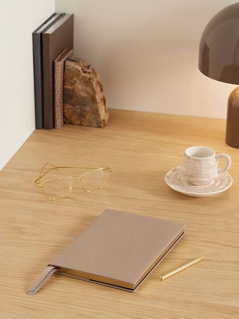 Smythson Soho Panama 2025 Textured-leather Weekly Diary | Thumbnail 2