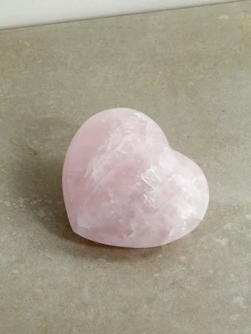 JIA JIA Rose Quartz Heart | Image 1 JIA JIA Rose Quartz Heart | Image 1