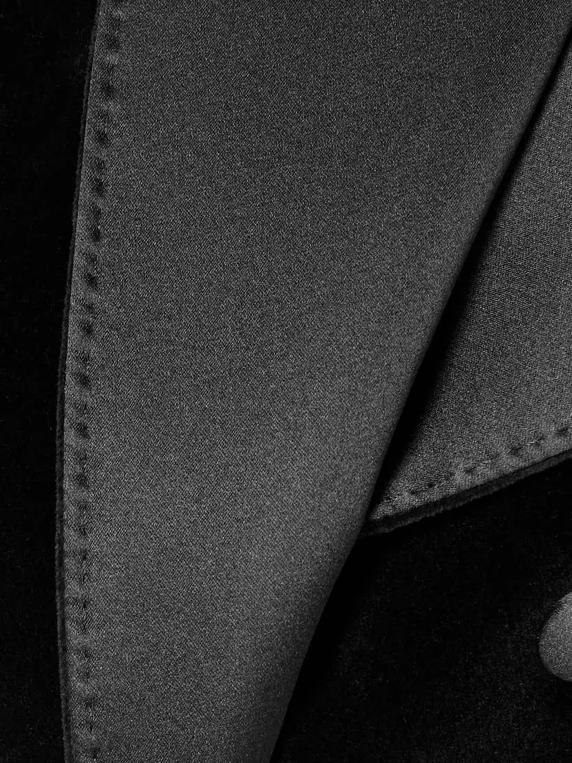 Dolce & Gabbana Cropped Double-breasted Satin-trimmed Velvet Blazer | Thumbnail 4 Dolce & Gabbana Cropped Double-breasted Satin-trimmed Velvet Blazer | Thumbnail 4