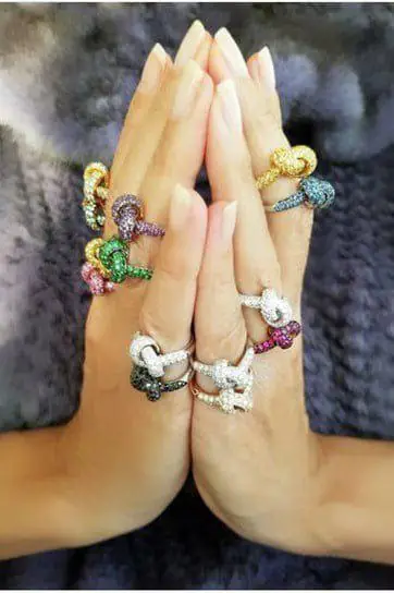 THE LOVE KNOT BY CORALIE Black Diamond Love Knot Ring | Thumbnail 2