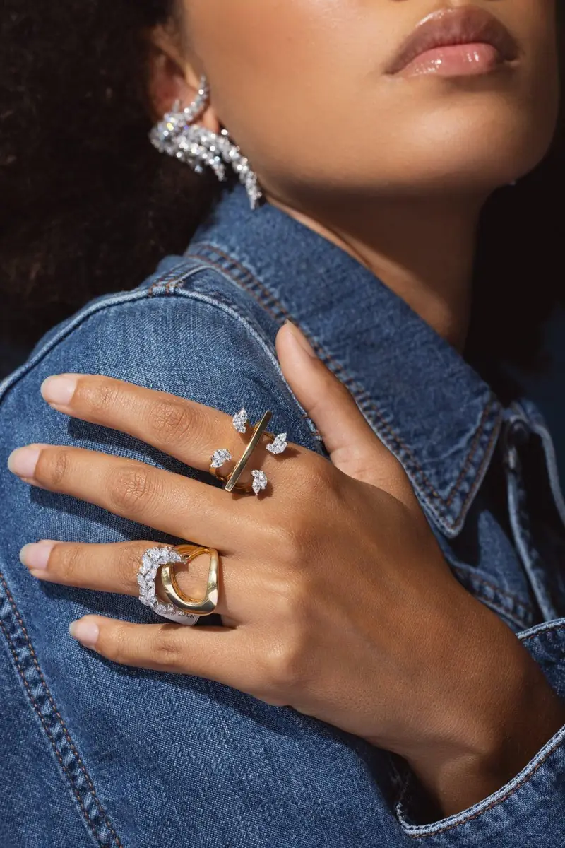 YEPREM Diamond Bar Ring | Thumbnail 2