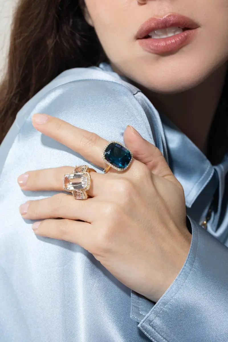 GOSHWARA Gossip Blue Topaz Diamond Ring | Thumbnail 4 GOSHWARA Gossip Blue Topaz Diamond Ring | Thumbnail 4