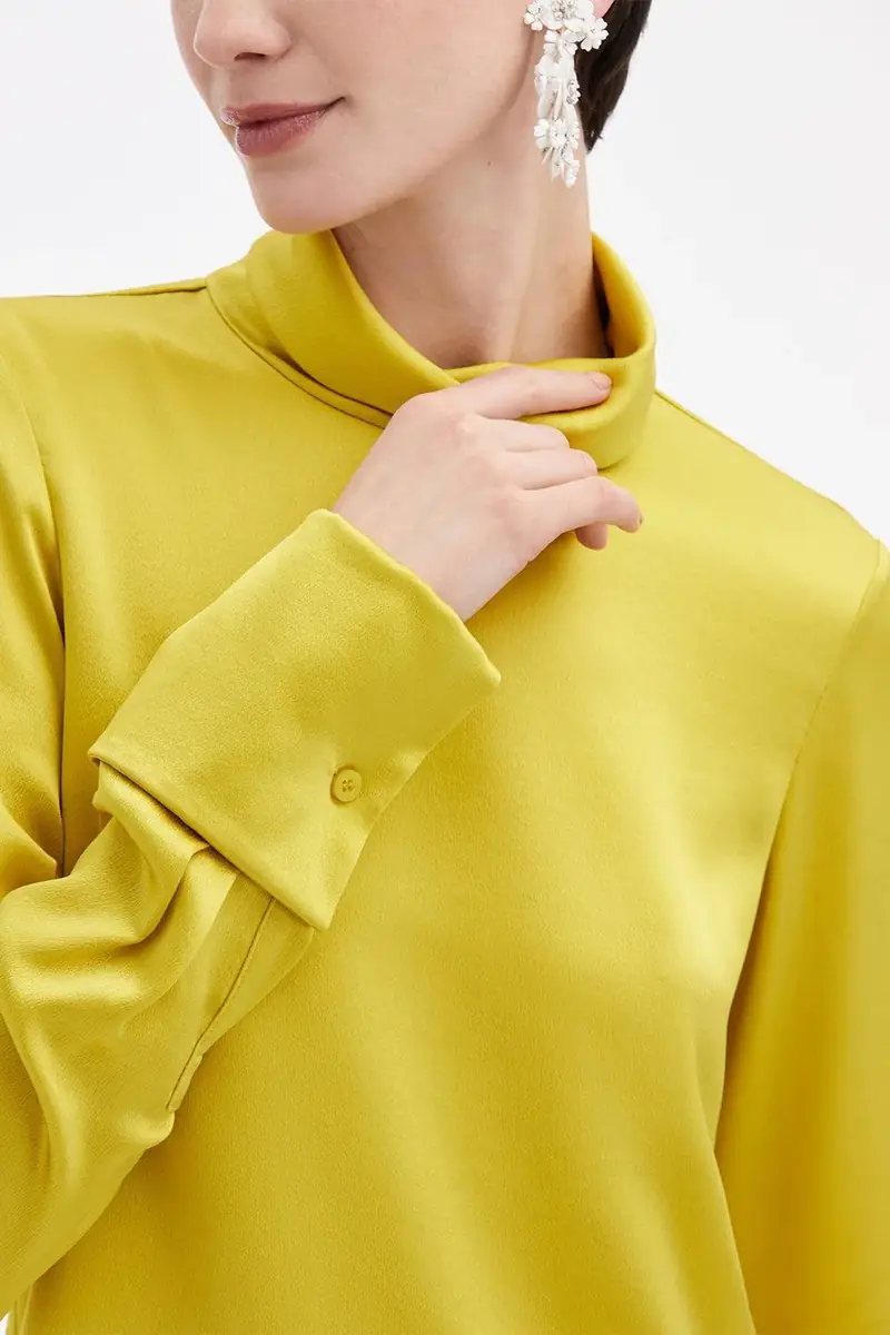 Oscar de la Renta Mock Neck Blouse | Thumbnail 5