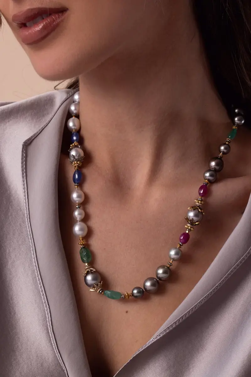 VERDURA Pearl Emerald Sapphire Beaded Necklace | Thumbnail 3