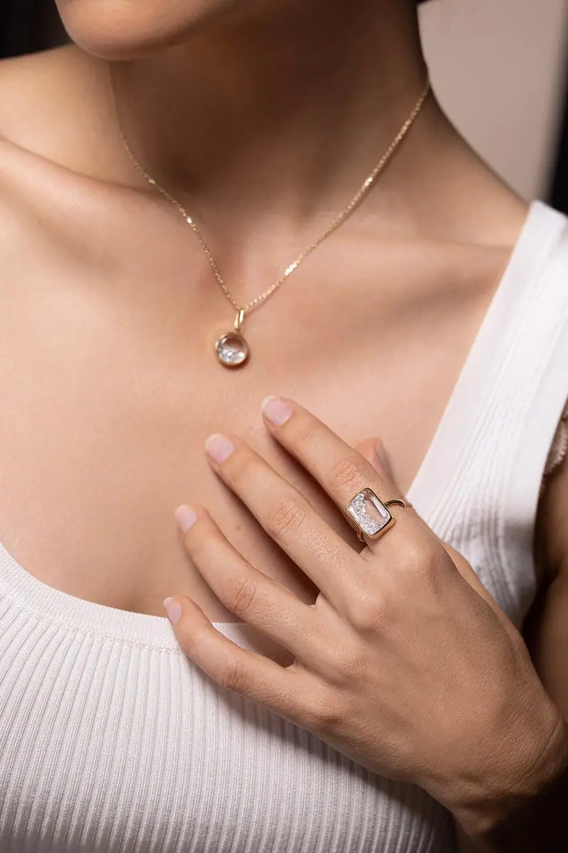 MORITZ GLIK Rectangular Diamond Shaker Ring | Thumbnail 3