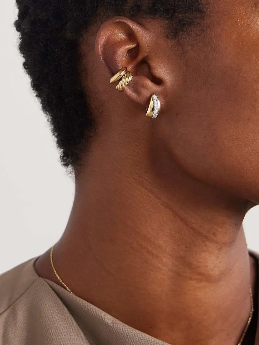 STONE AND STRAND Pistachio 10-karat Gold Diamond Hoop Earrings | Thumbnail 4 STONE AND STRAND Pistachio 10-karat Gold Diamond Hoop Earrings | Thumbnail 4