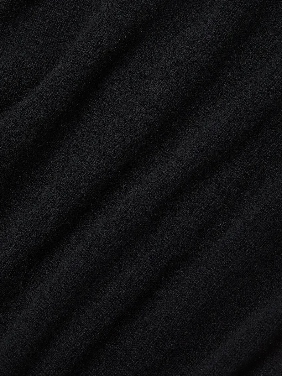Khaite Women's Shrunken Jo Cashmere Sweater - Black | Thumbnail 7 Khaite Women's Shrunken Jo Cashmere Sweater - Black | Thumbnail 7